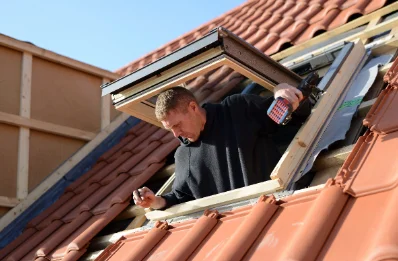 Pose de fenêtres de toit Velux à Mions